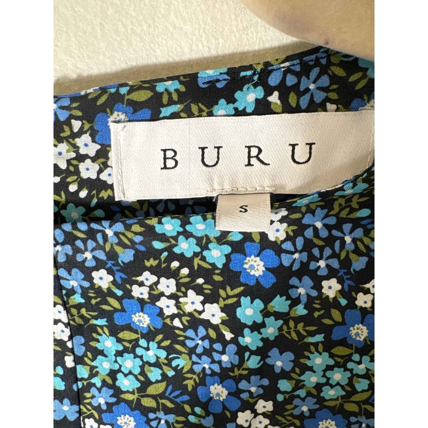 Buru Blue Mini Floral Half Sleeve Top Sz S