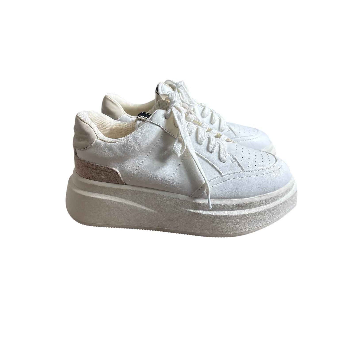 NWT Shu Shop Skylar White Stacked Tennis Shoes Sz 6.5
