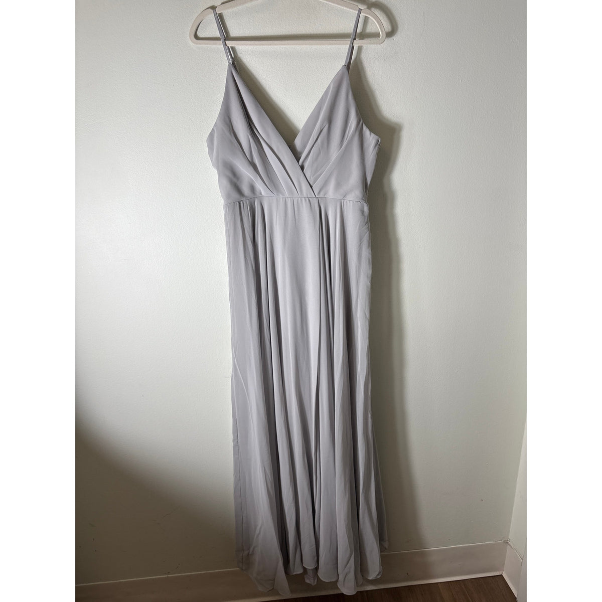 NWT Maniju Gray Spaghetti Strap V-Neck Flowy Floor Length Sz XL