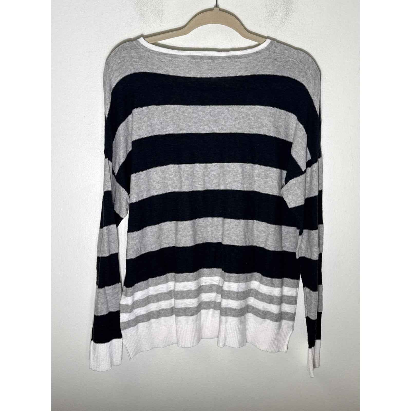 Belford Gray Black Stripe Long Sleeve Crew Neck Lightweight Cotton Sweater Sz L