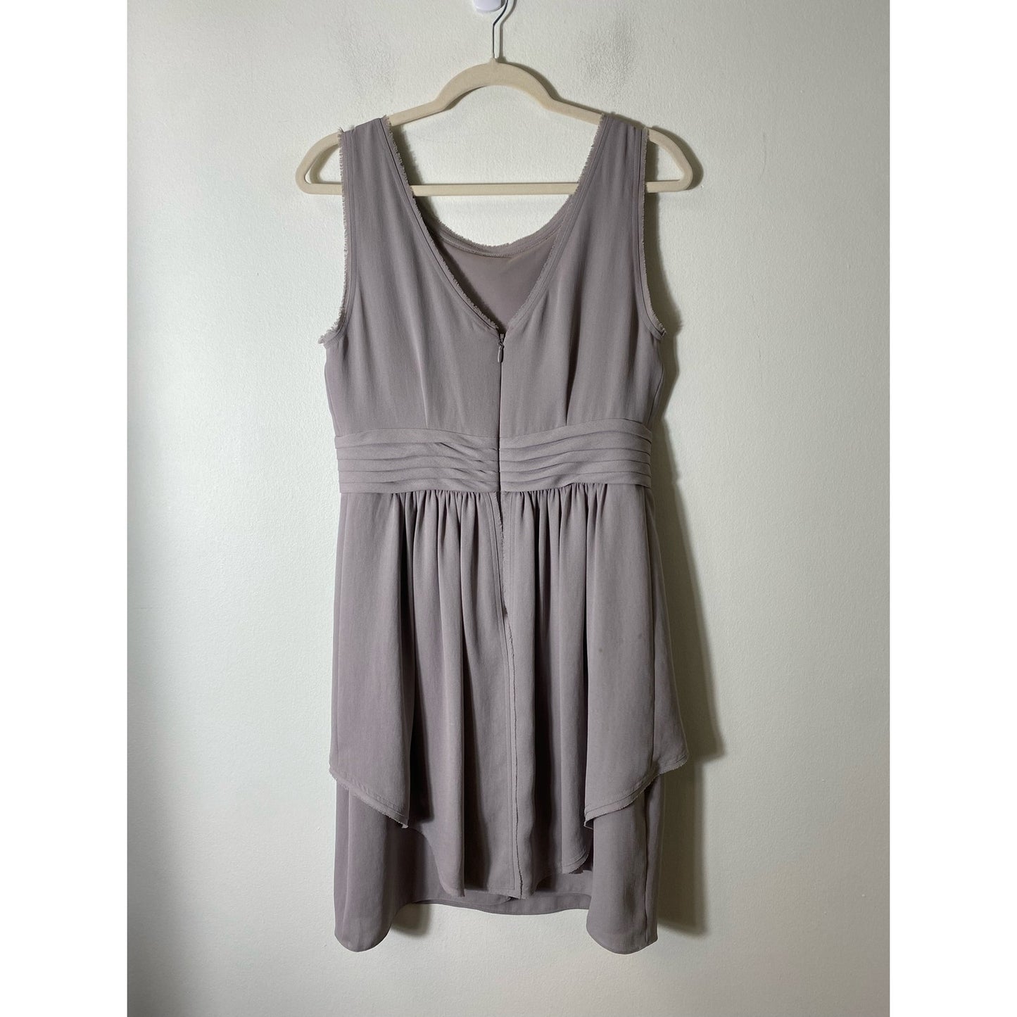 BCBG Maxazria  Gray Sleeveless Knee Length Cocktail Dress Sz 10