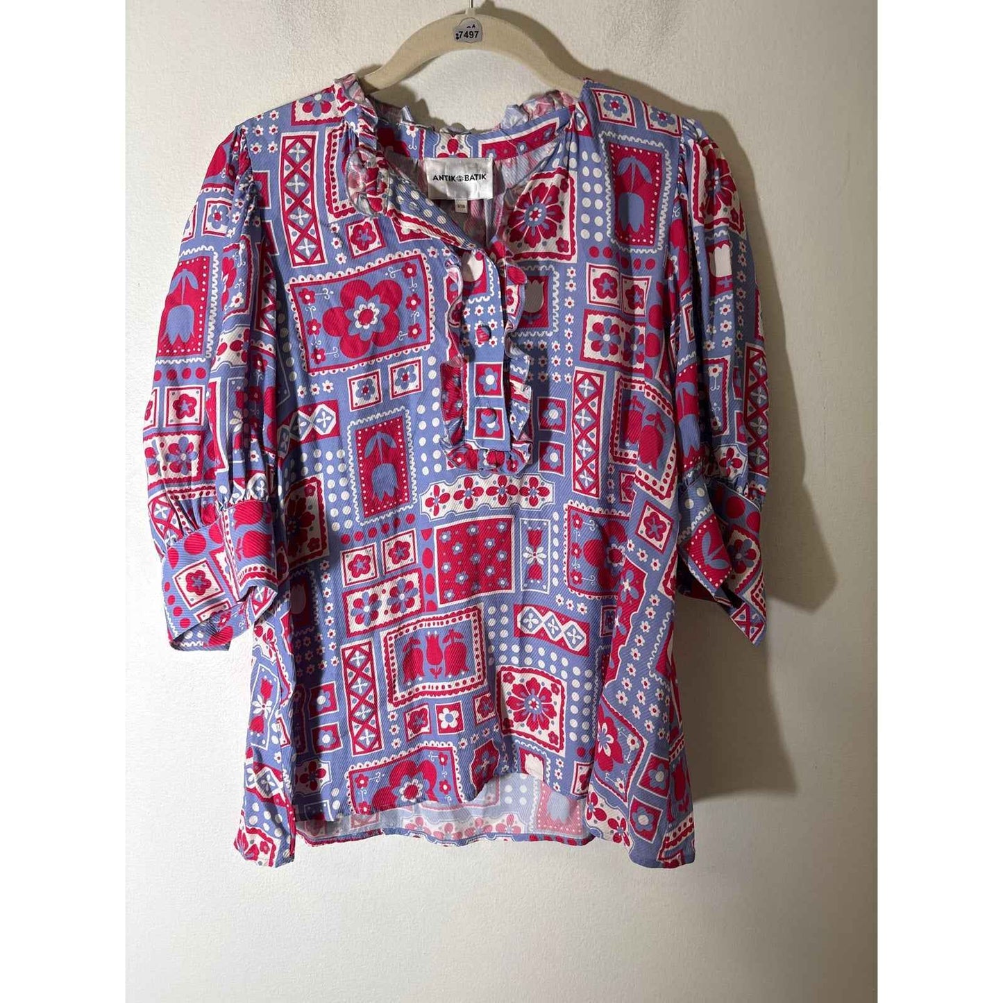 Antik Batik Lavender and Red Print 3/4 Sleeve Sz S