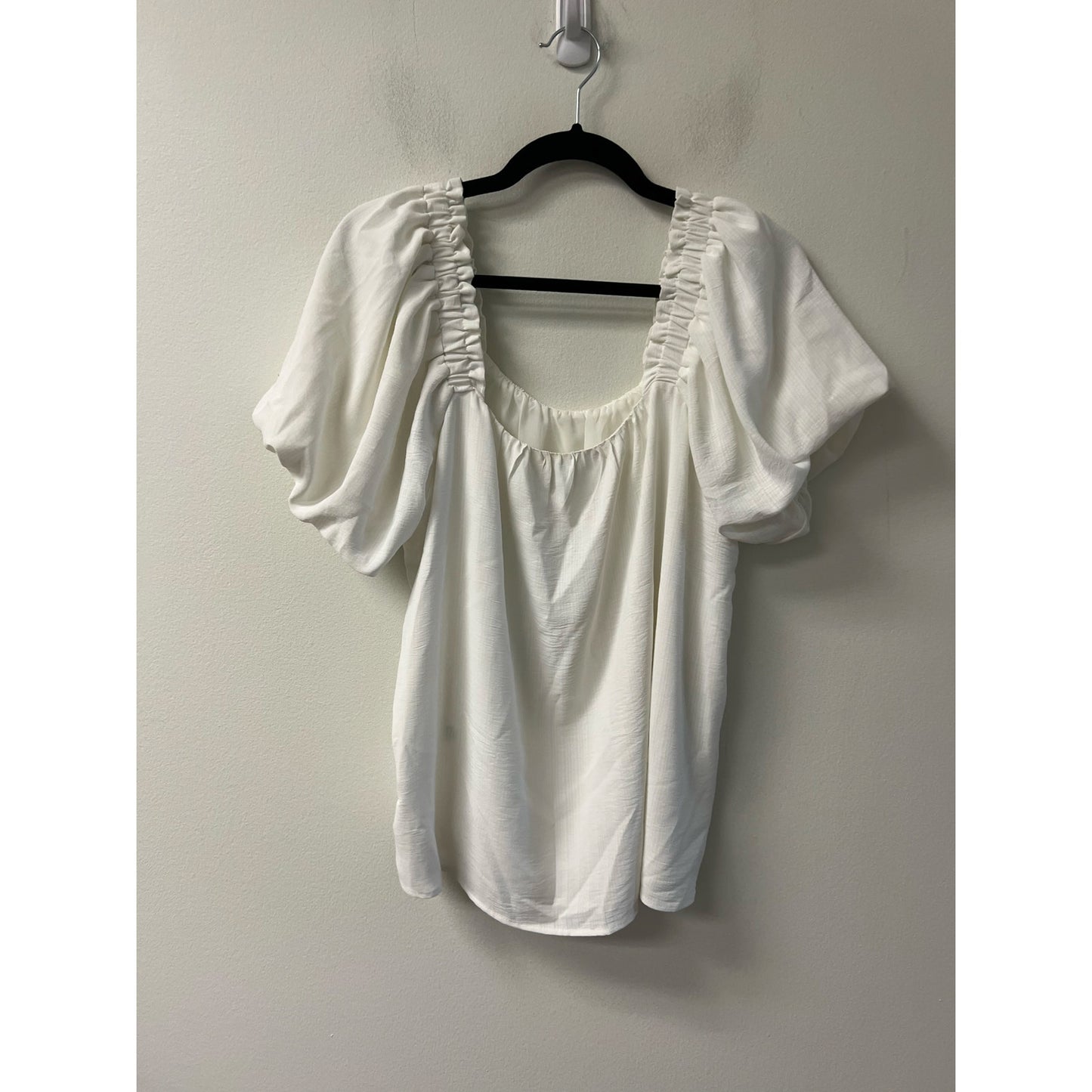 Jade White Cold Shoulder Puff Sleeve Blouse sz L