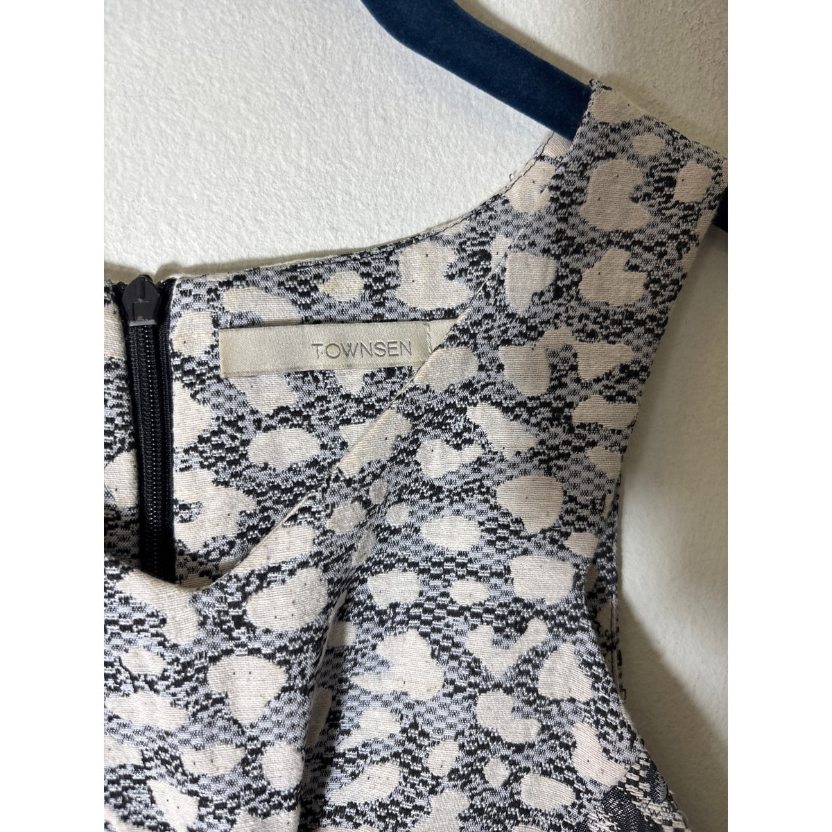 Townsen BLue and White Cheetah Print Mini Dress Sz 4