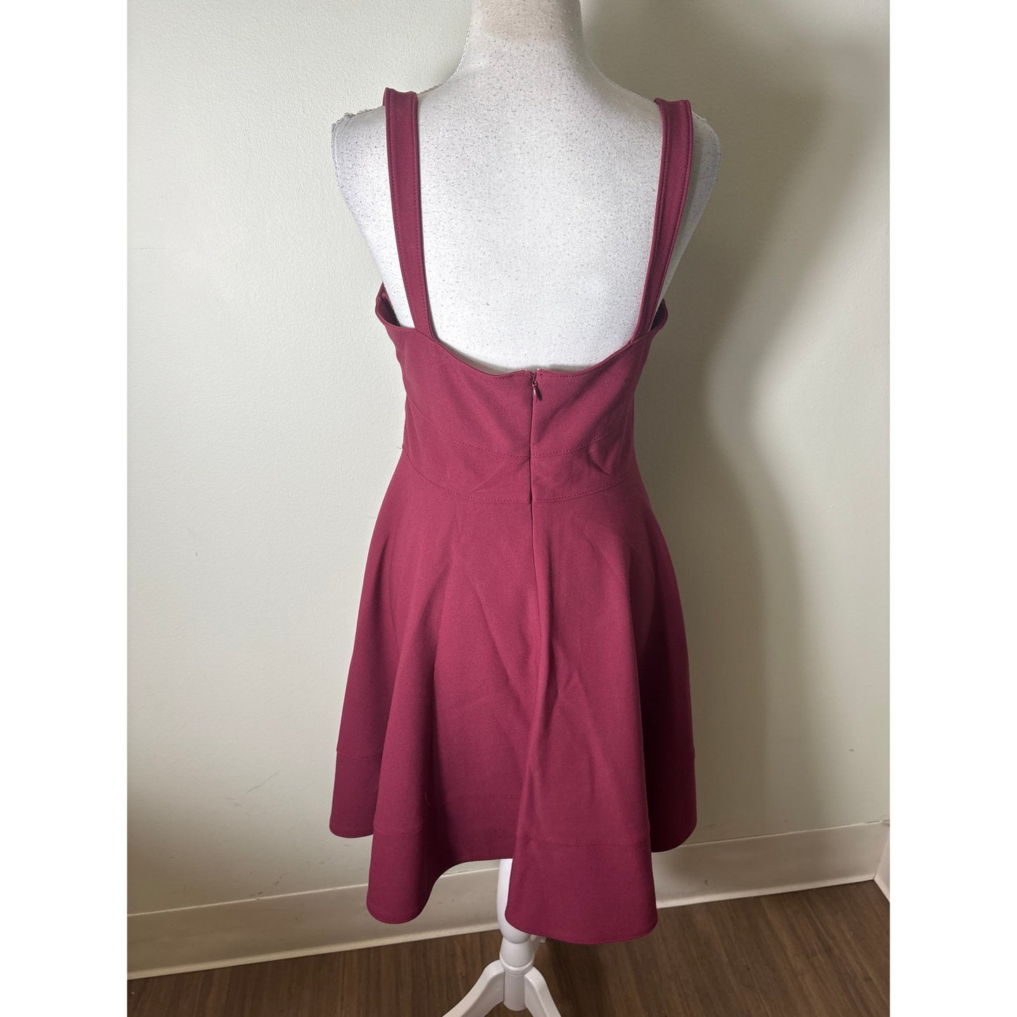 Cliq a Sept Merlot Cut Out Tie Front Cocktail Dress Sz 8