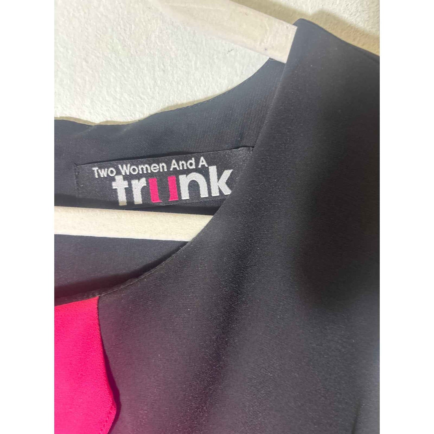 Two Women and A Trunk Pink Black Yellow Colorblock Dress Sz M