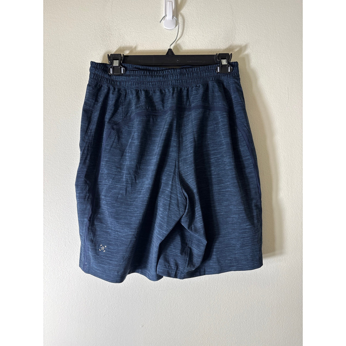 Men's Lululemon Dark Blue Athletic Shorts Sz M