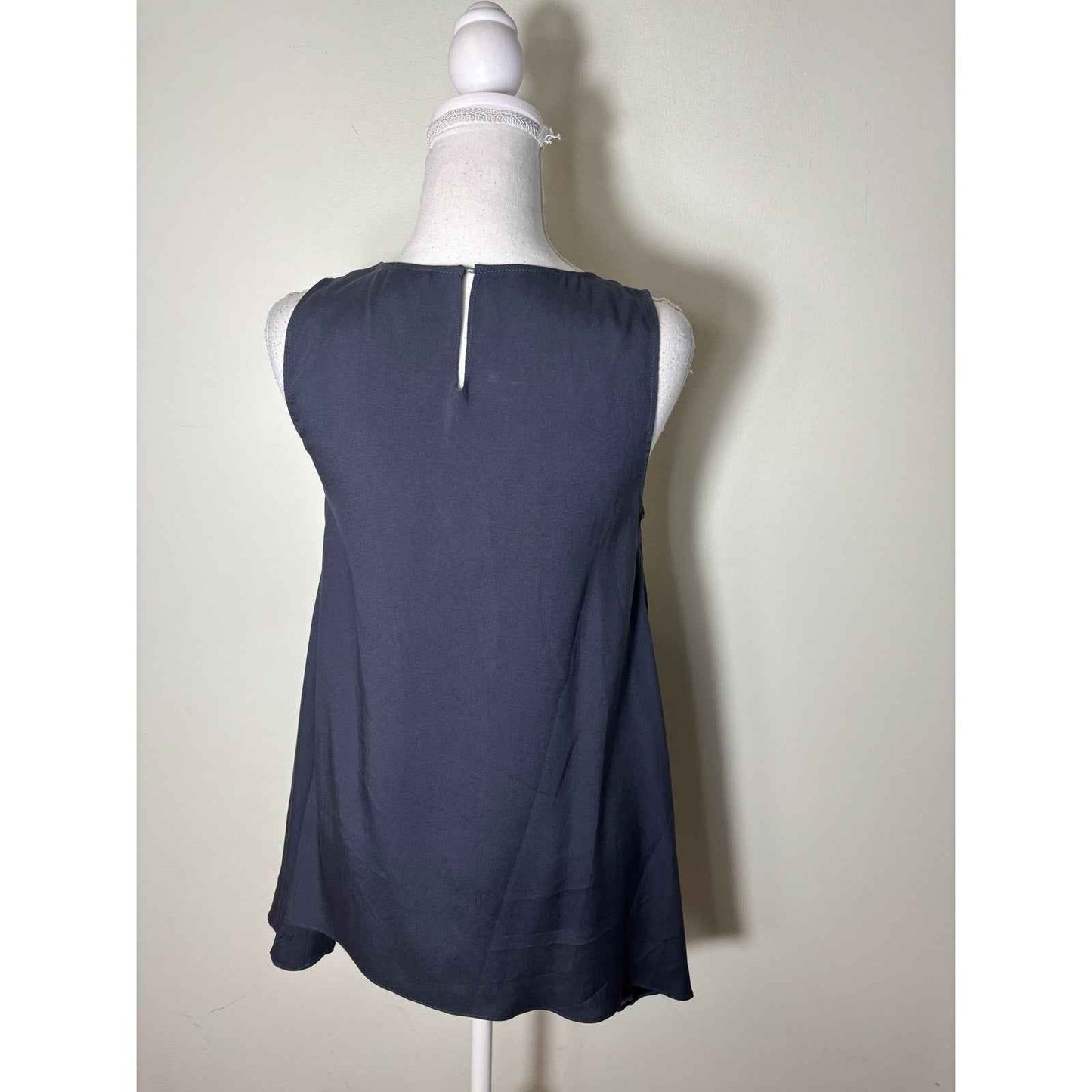 Brunello cucinelli Navy Sleeveless Silk Shell sz S