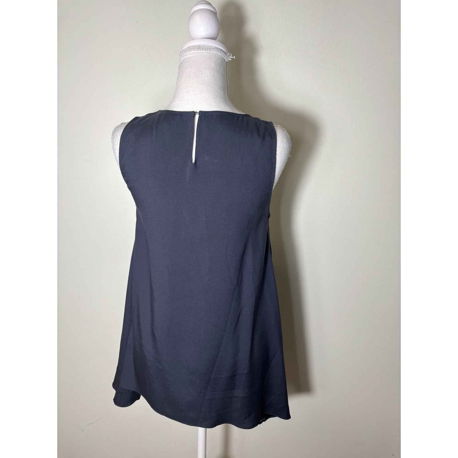 Brunello cucinelli Navy Sleeveless Silk Shell sz S