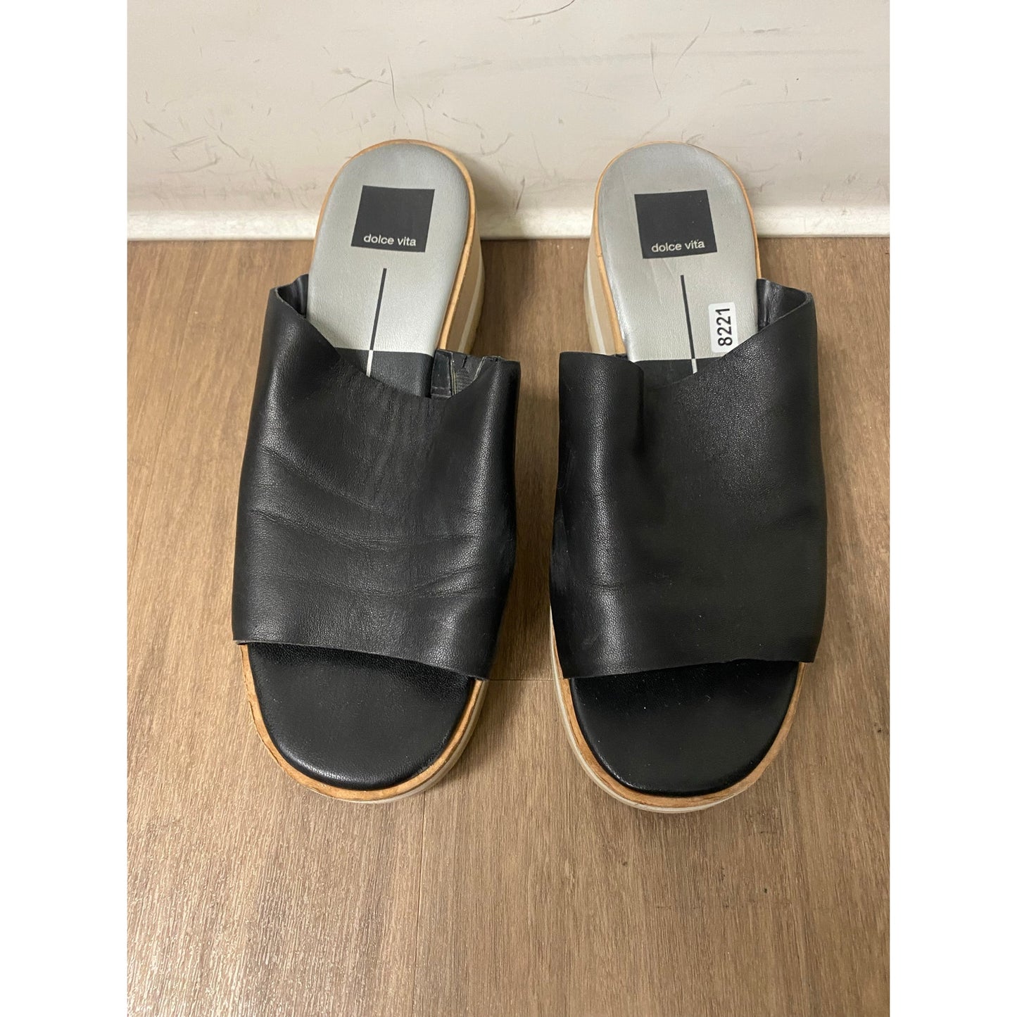 Dolce Vita Black Slides Sz 9