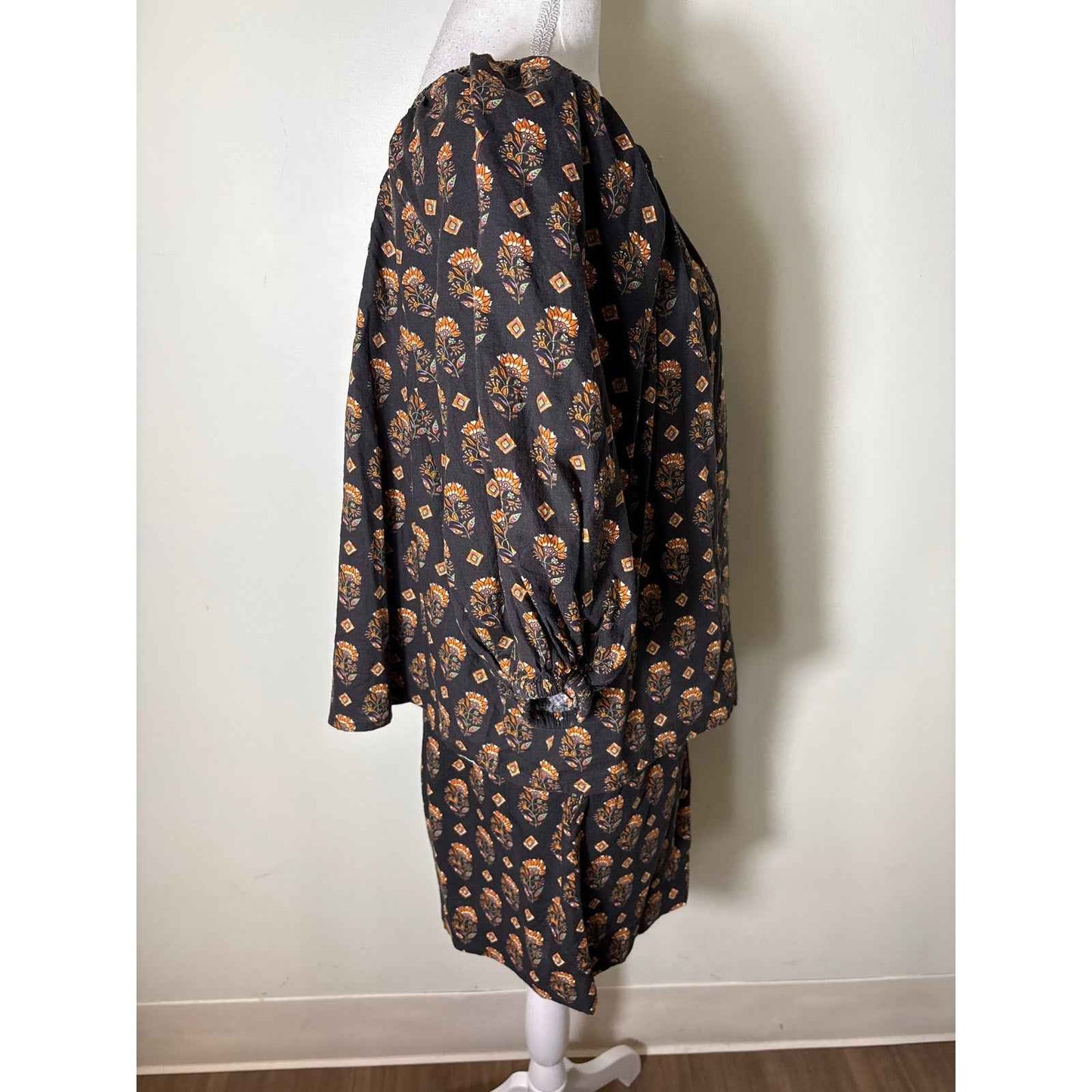 MNG Black Orange Half Puff Sleeve Shorts and Top Set Sz 6