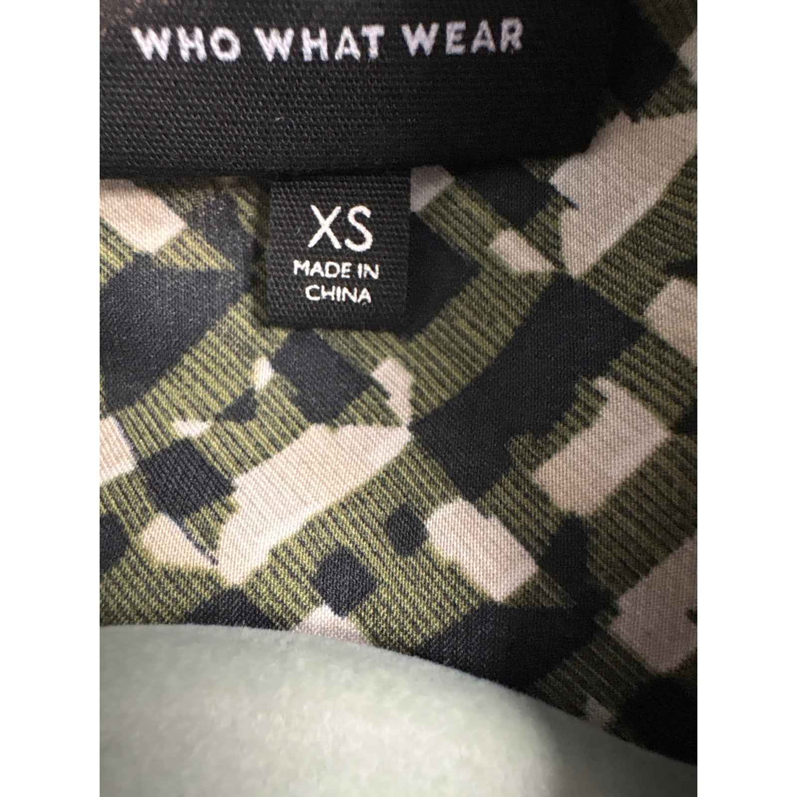 Who What Wear Olive Green Long Sleeve High Neck Shirt Sz XS