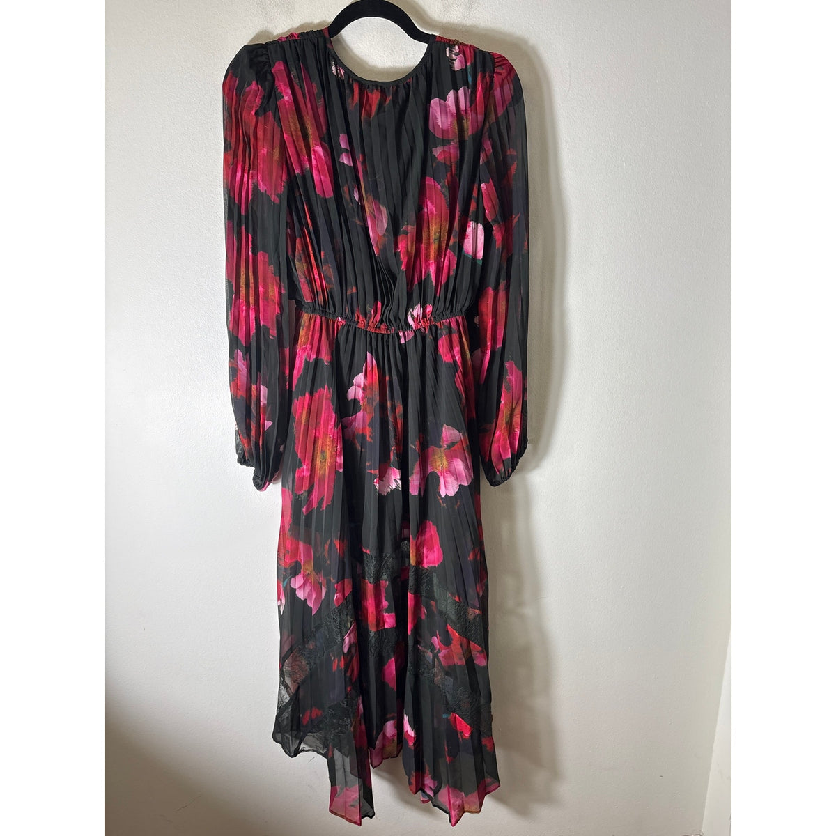 NWT Steve Madden Black and Pink Long Sleeve Sheer Maxi Dress Sz M