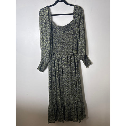 Cupcakes and Cashmere Black with Green Flowers Smocked Bodice Maxi Dress Sz L
