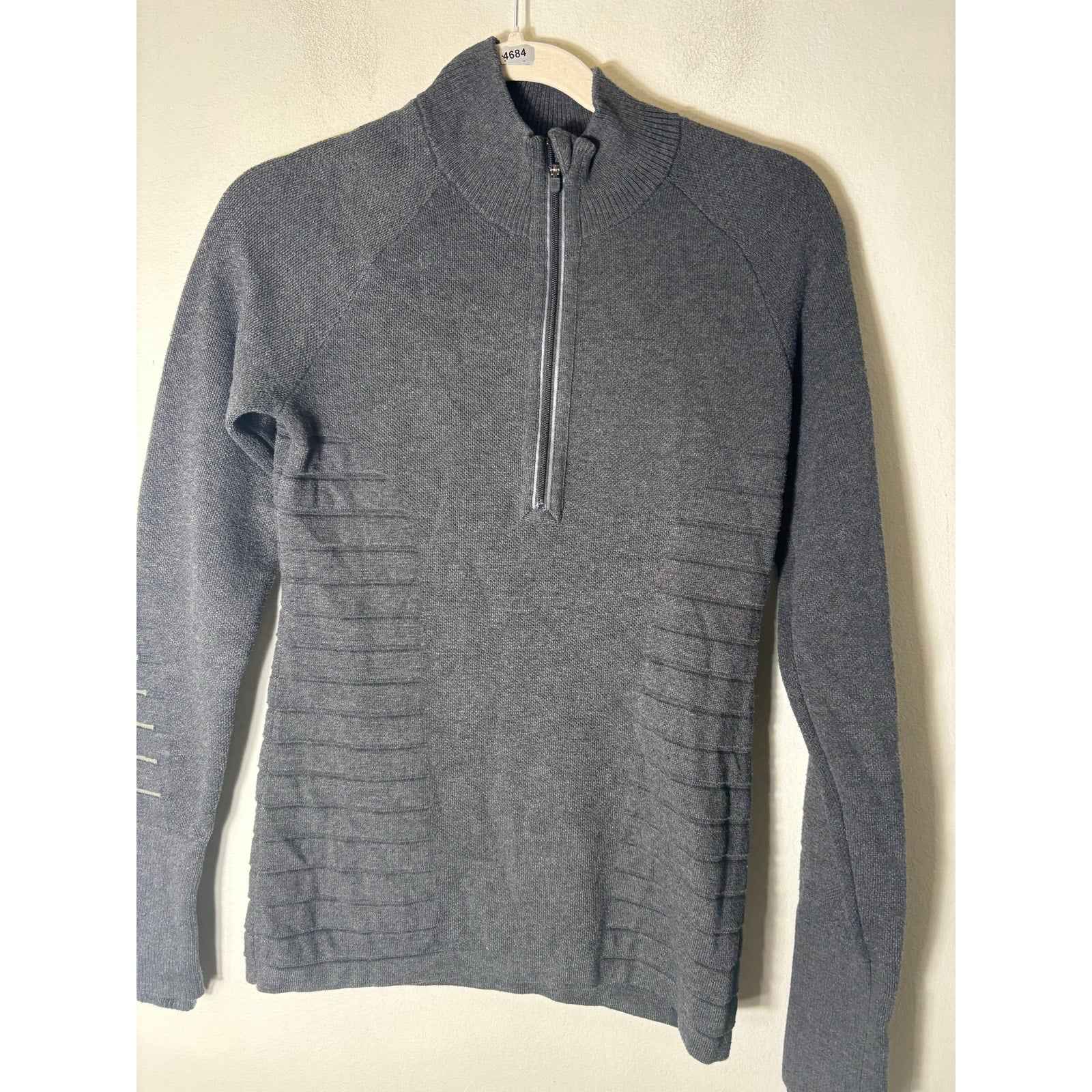 Lululemon Gray 1/4 Zip Pullover Sweater Sz S