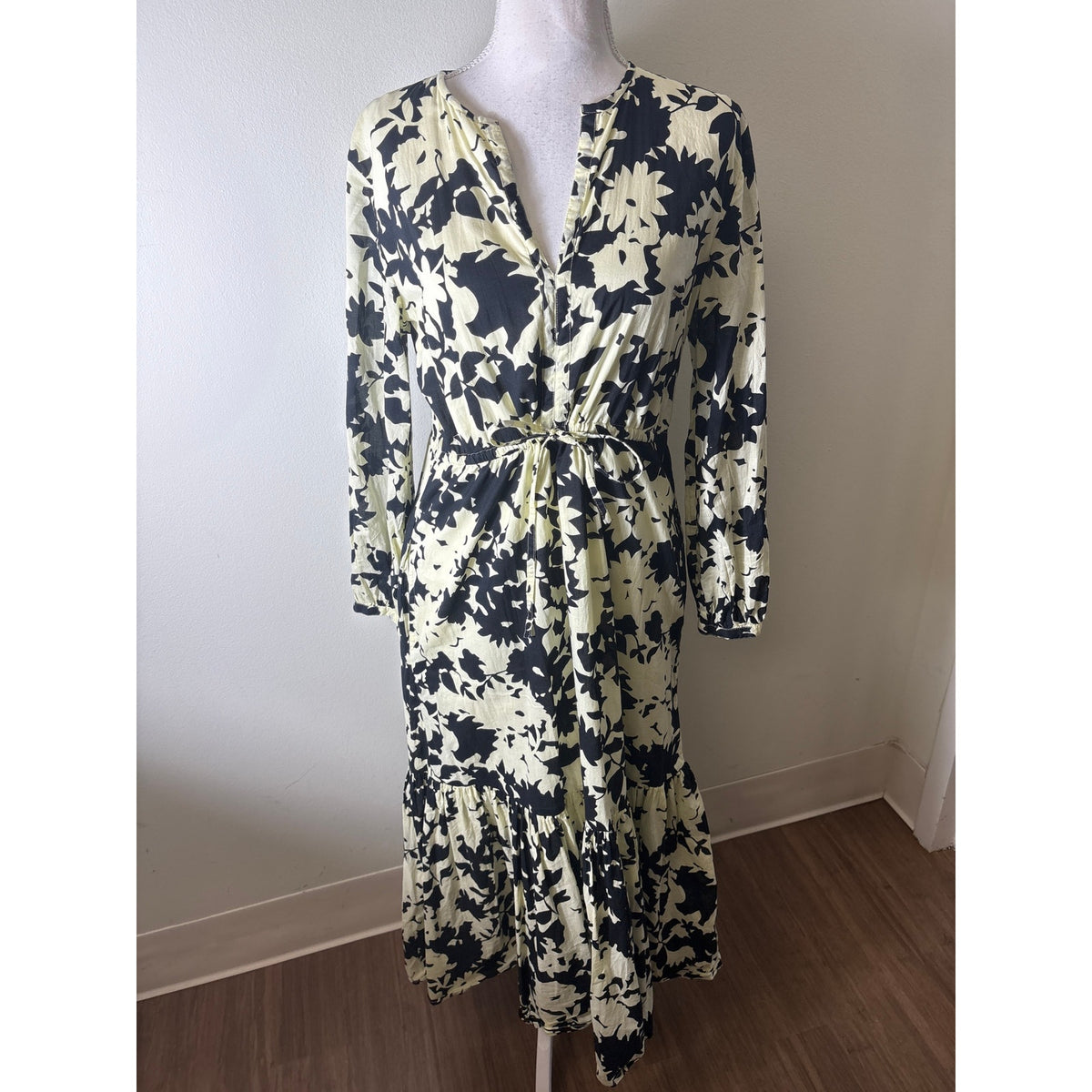 Olivia James Black Off White Long Sleeve V-Neck Maxi Dress Sz M