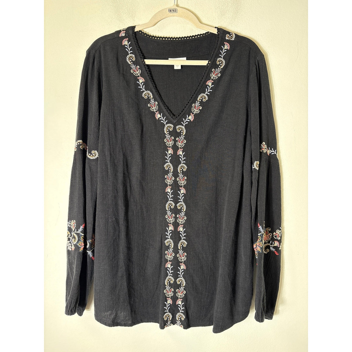 J.Jill Black With Floral Embroidery Neckline Shirt Sz L