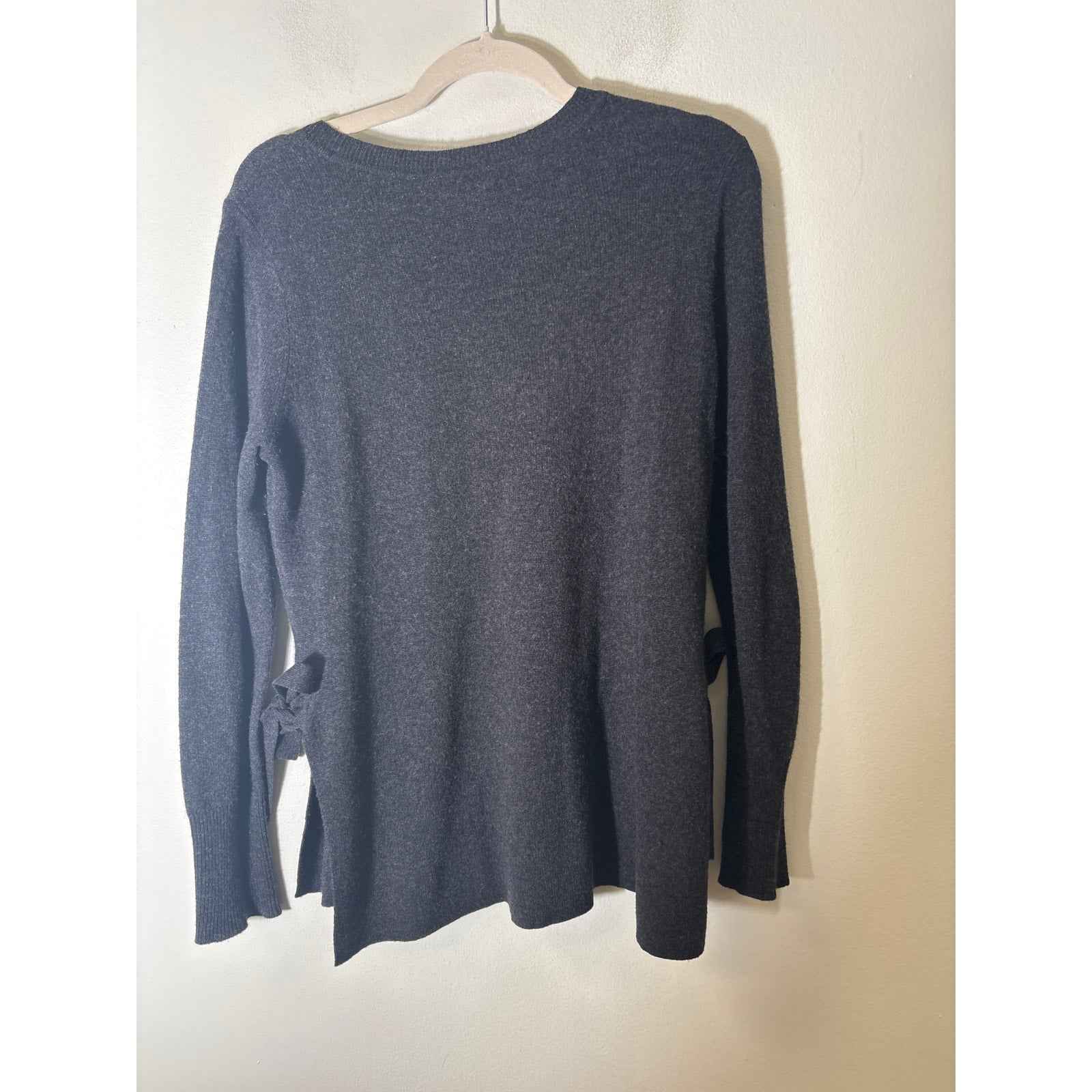 Halogen Charcoal Gray Long Sleeve Cashmere Sweater Sz M