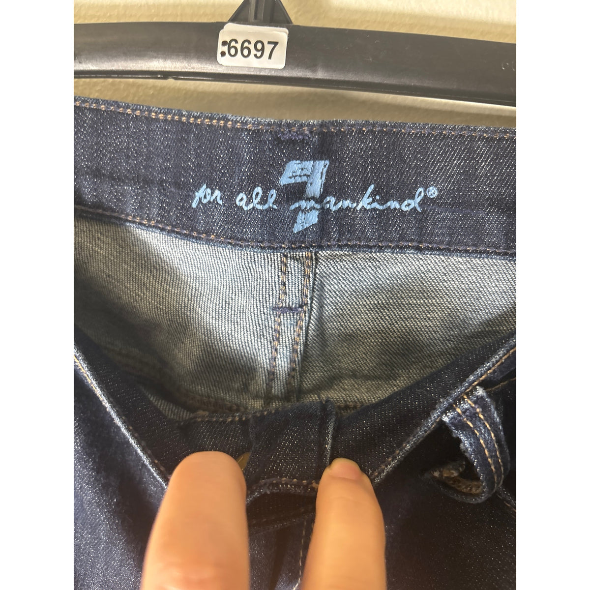 7 For All Mankind Dark Wash Ginger Jeans Sz 30