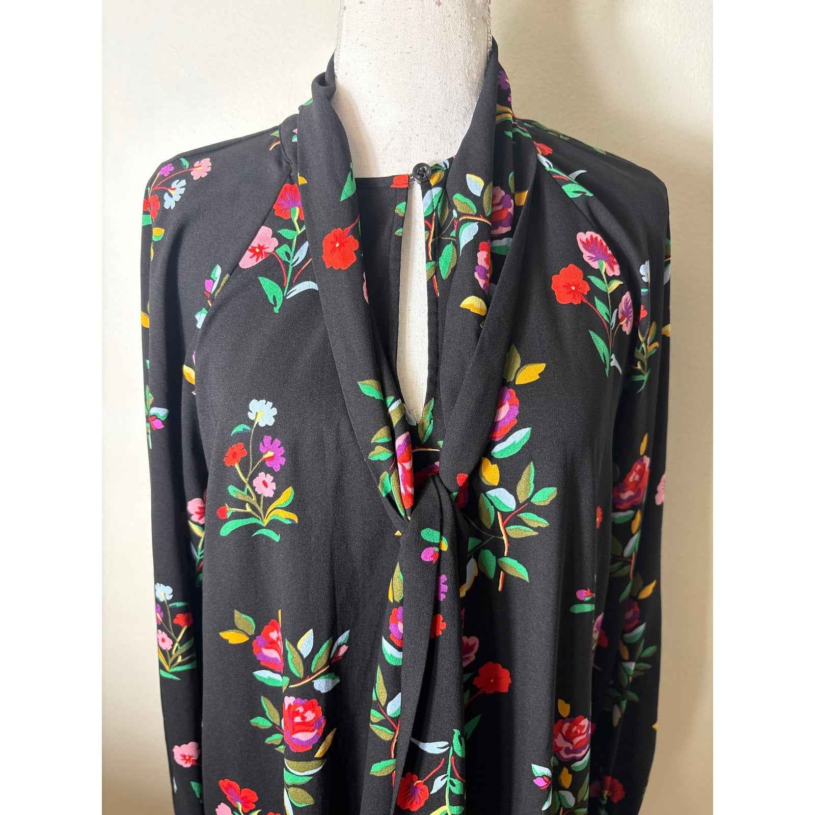 Kate Spade Black Floral Long Sleeve V-Neck Ruffled Mini Dress Sz m