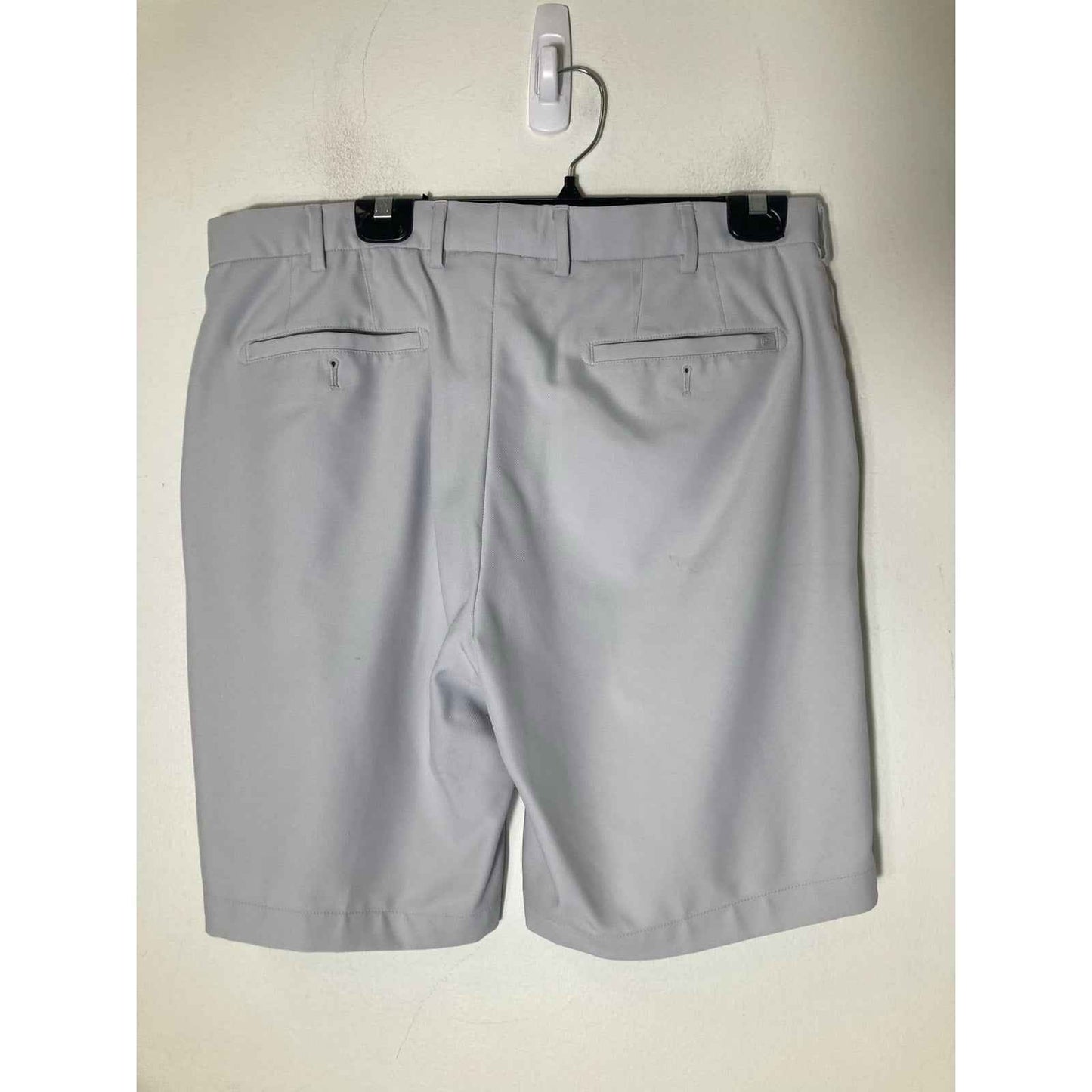 Peter Millar Light Gray Golf Shorts Sz 35