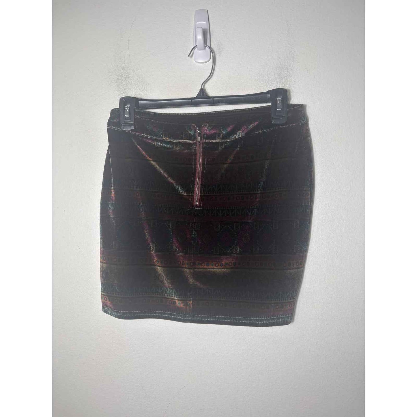 TCEC Jewel Toned Velour Mini Skirt Sz M