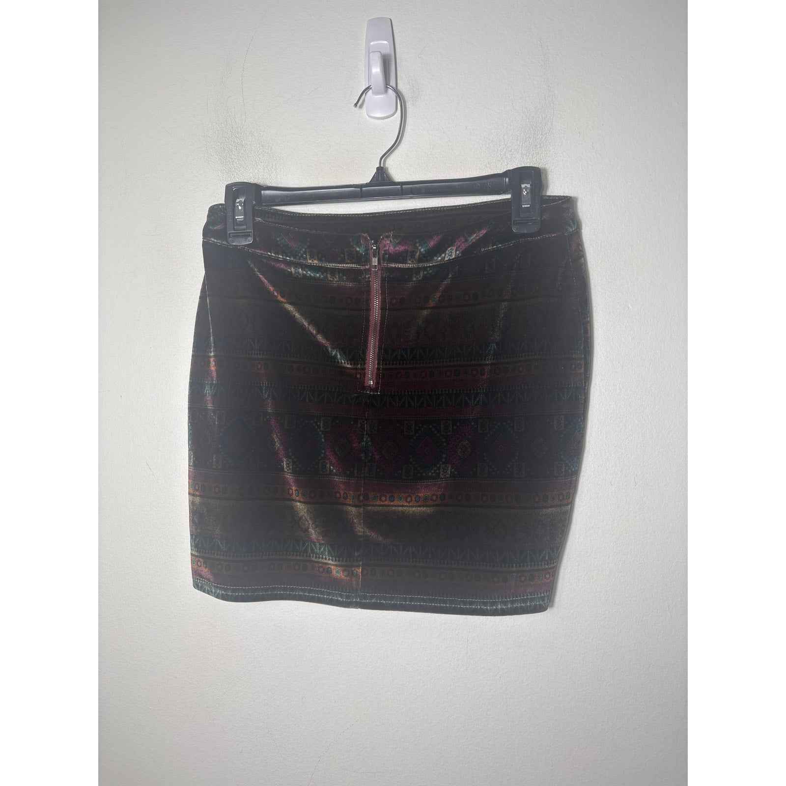 TCEC Jewel Toned Velour Mini Skirt Sz M