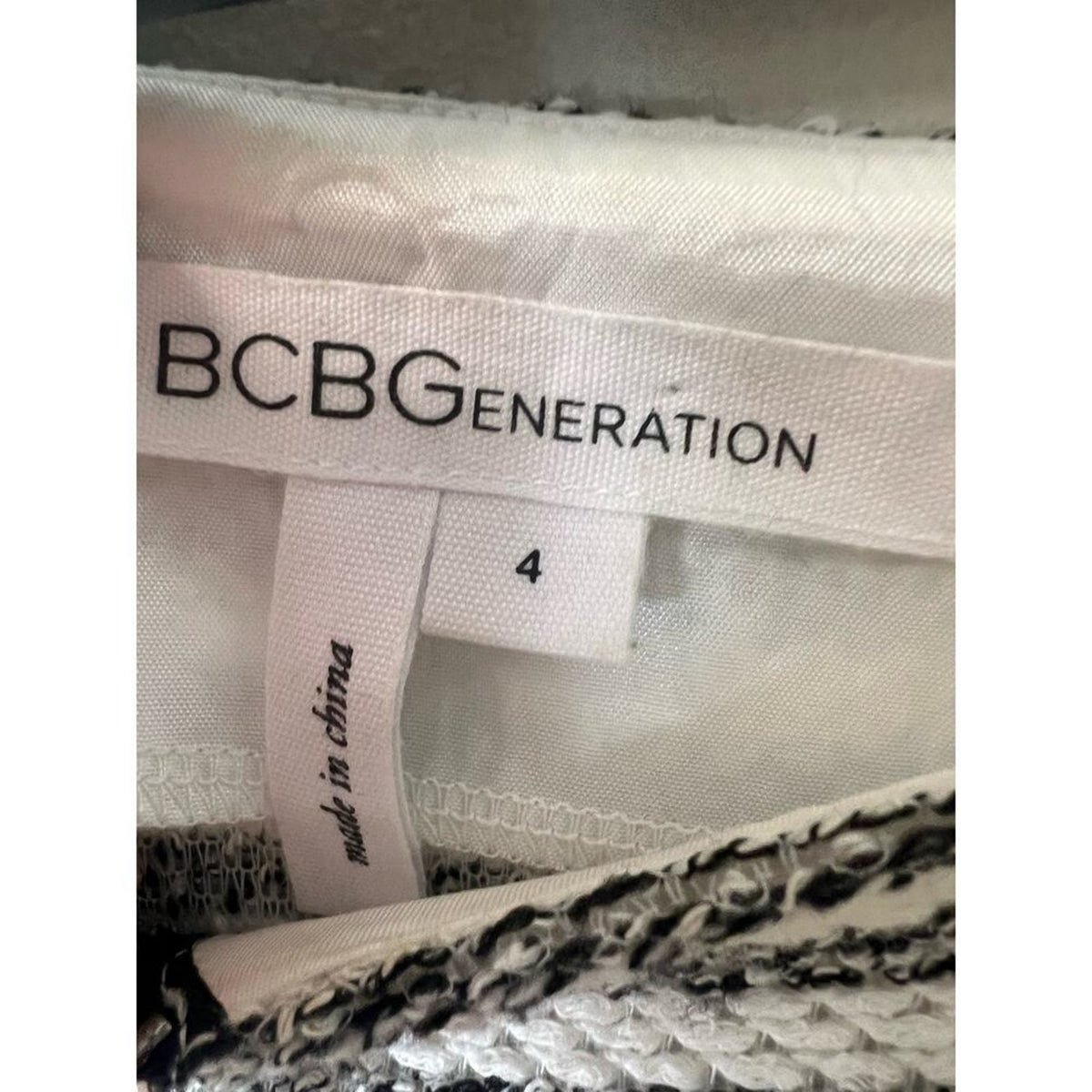 BCBGeneration Black White Stripe Mini Skirt Size 4