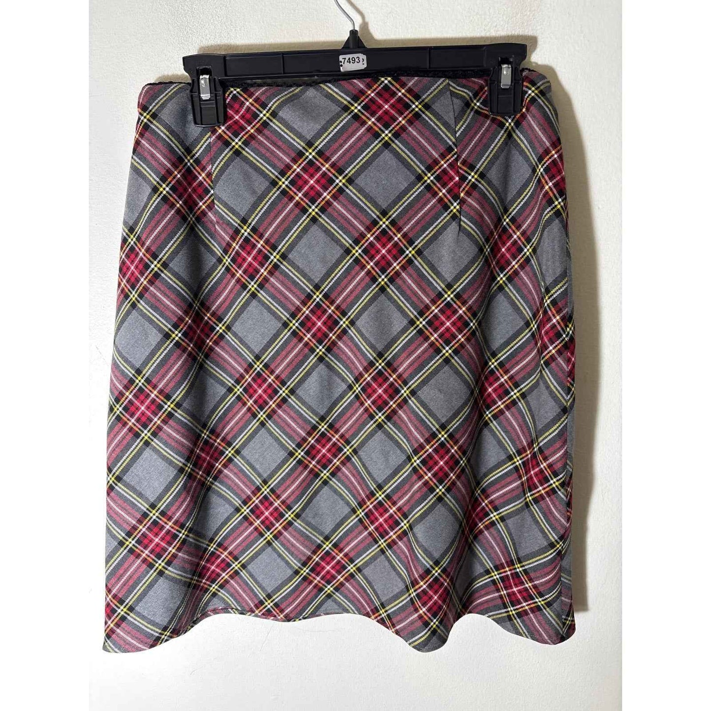 MNG (Mango) Gray and Red Plaid Knee Length Skirt Sz 6