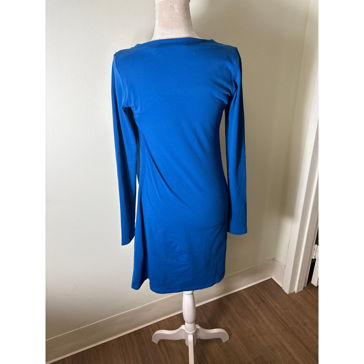 Susana Monaco Electric Blue Long Sleeve Faux Wrap Knee Length Dress Sz 6