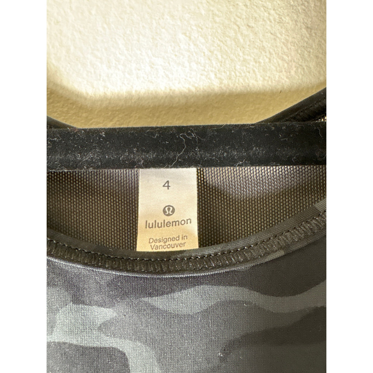 Lululemon Black Camo With Mesh Insert Tank Sz 4