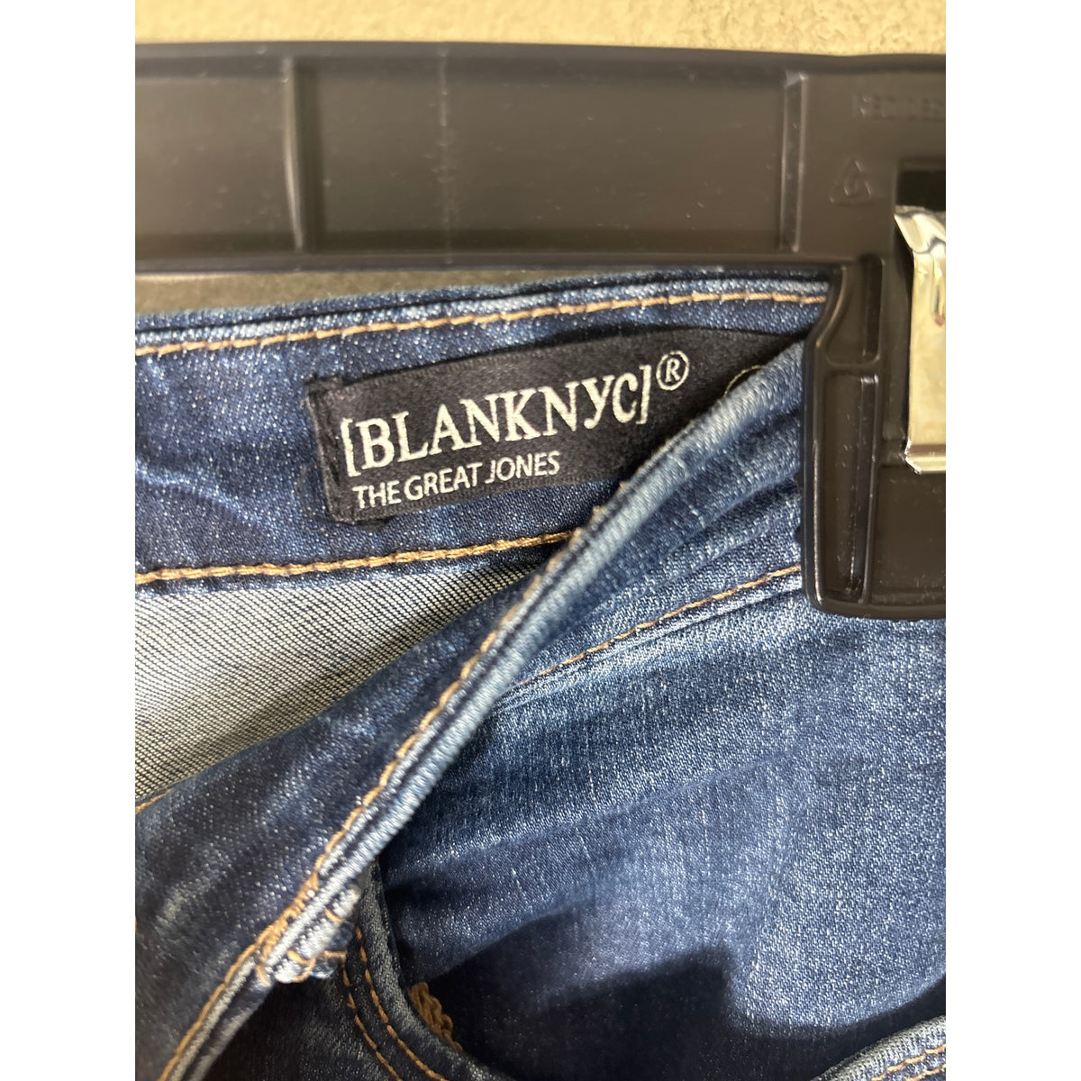 Blank NYC The Great Jones Distressed Blue Jeans Sz 27