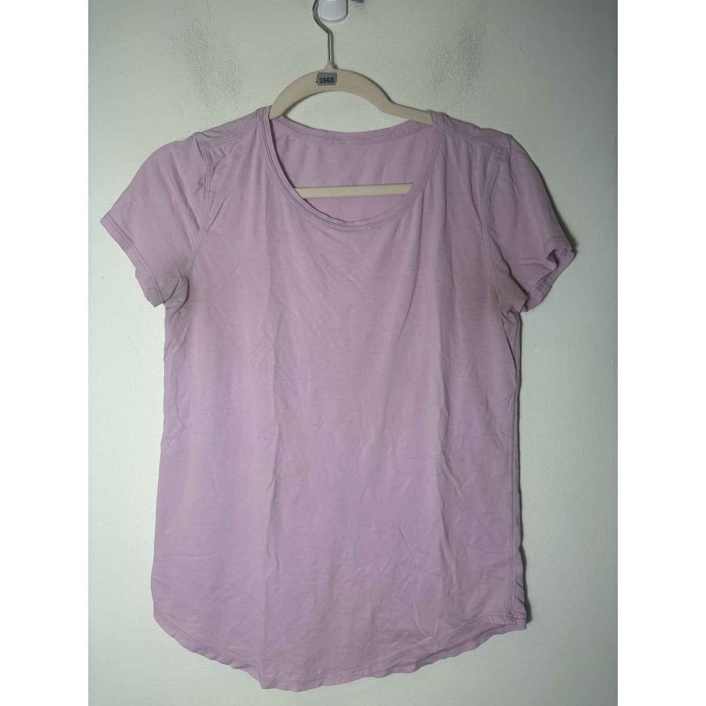 Lululemon Lavender Purple Short Sleeve Athletic Top Sz 6