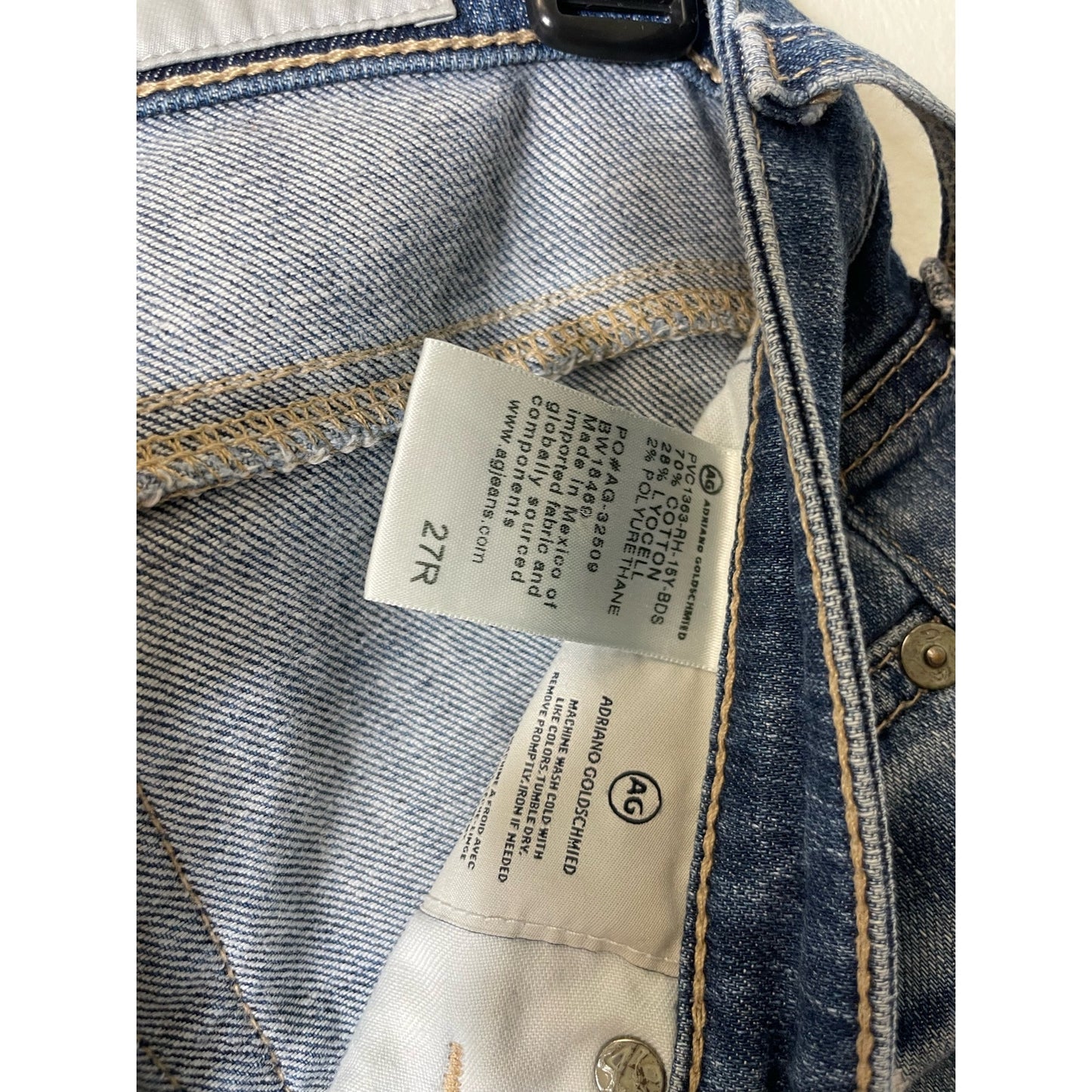 AG The Split Crop Cigarette Crop Distressed Jean Sz 27R