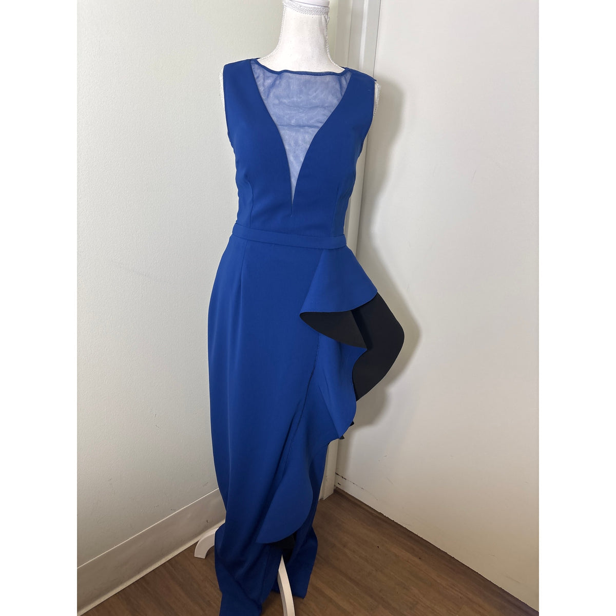 Nero by Jatin Varma Classic Blue Sleeveless Formal Gown Sz 8