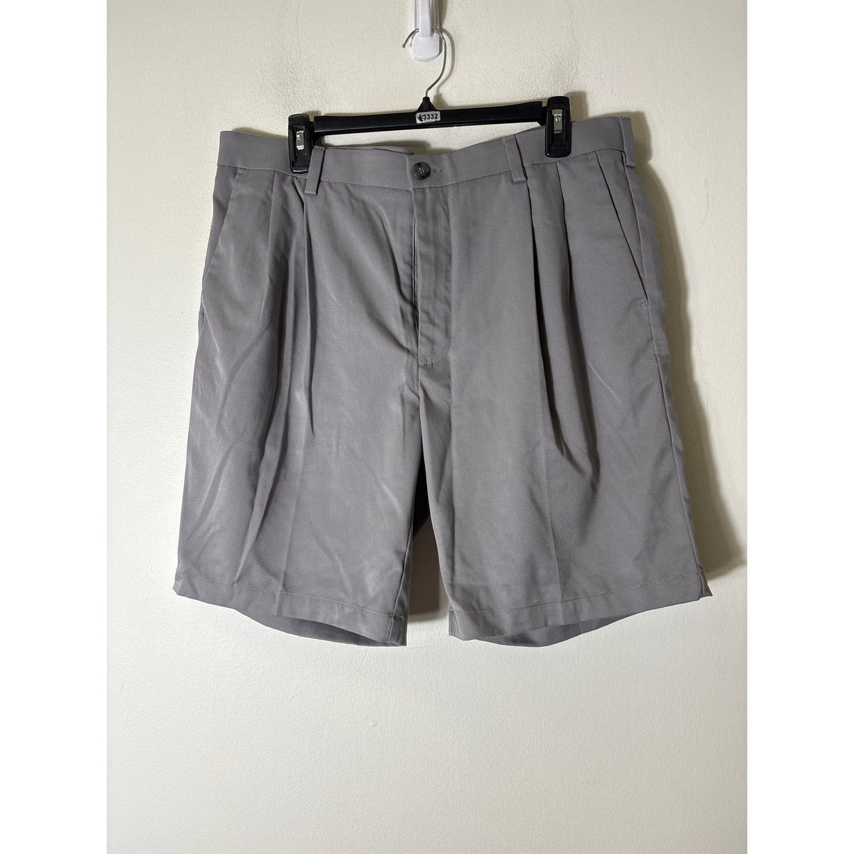 Men's Roundtree & Yorke grey shorts Sz 36