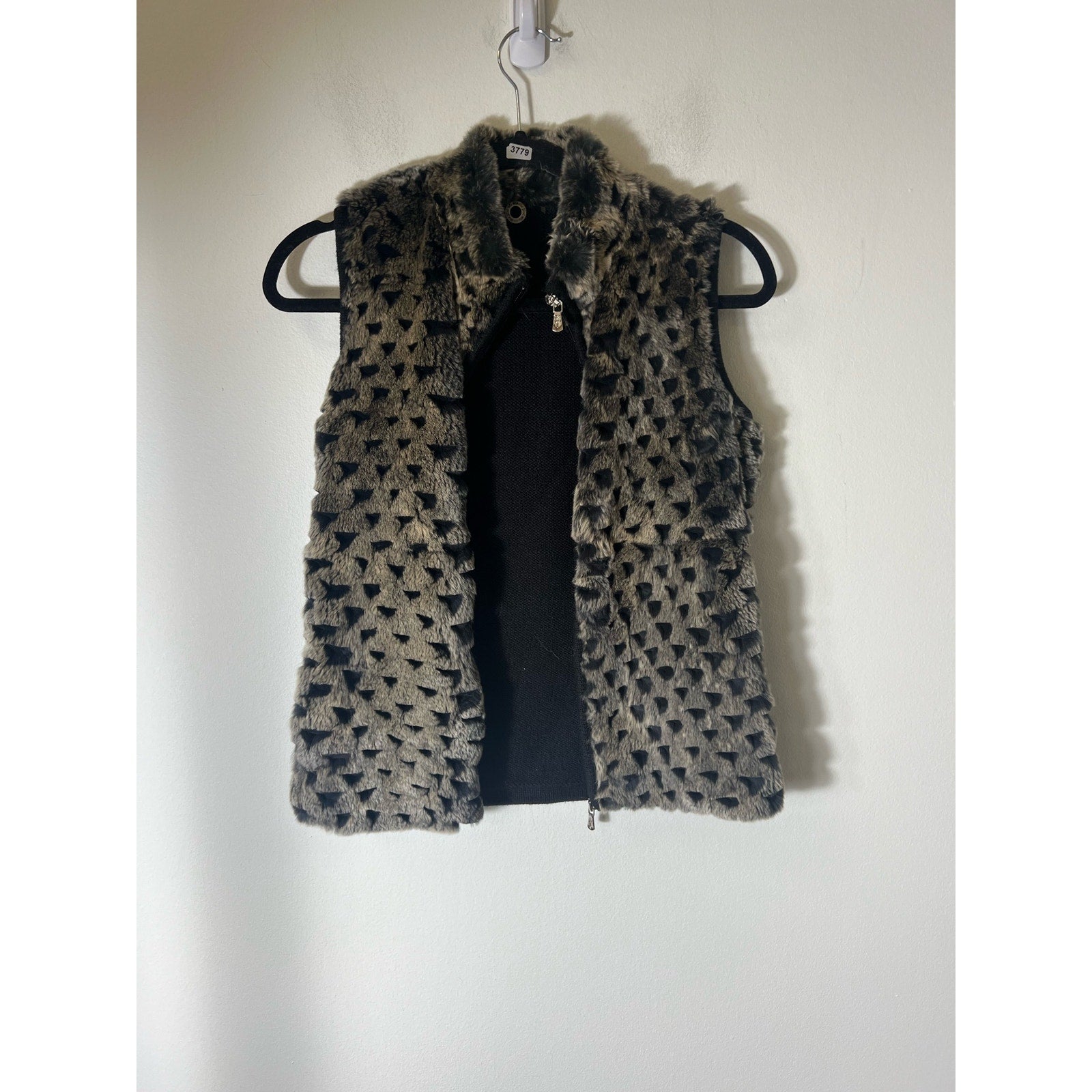Cleere Closet | New & Used Designer Clothing, Shoes, Bags & Jewelry for All