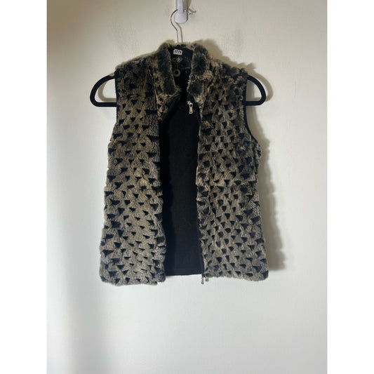 Cleere Closet | New & Used Designer Clothing, Shoes, Bags & Jewelry for All