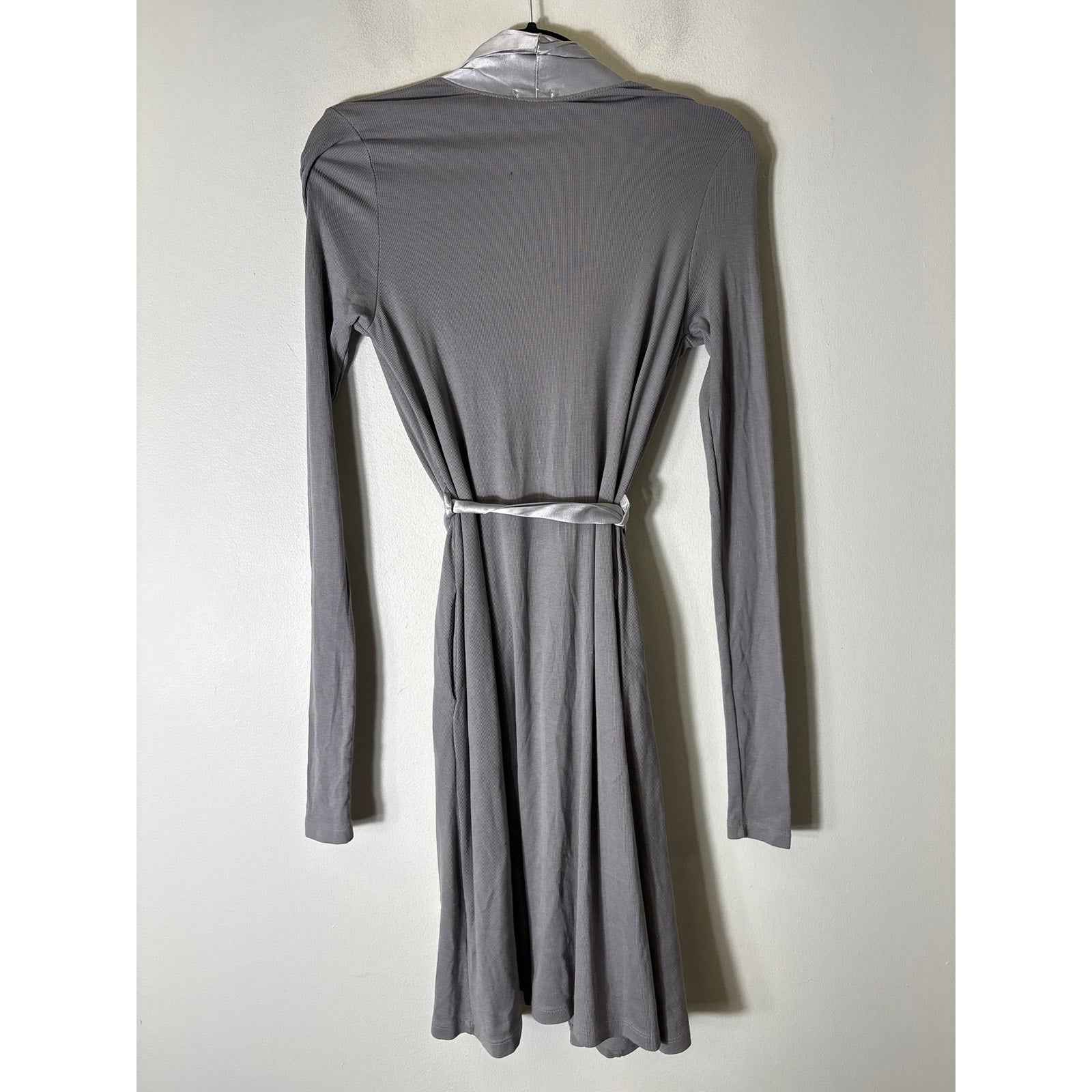 PJ Harlow Gray Knit Satin Trim Robe Sz XS/S