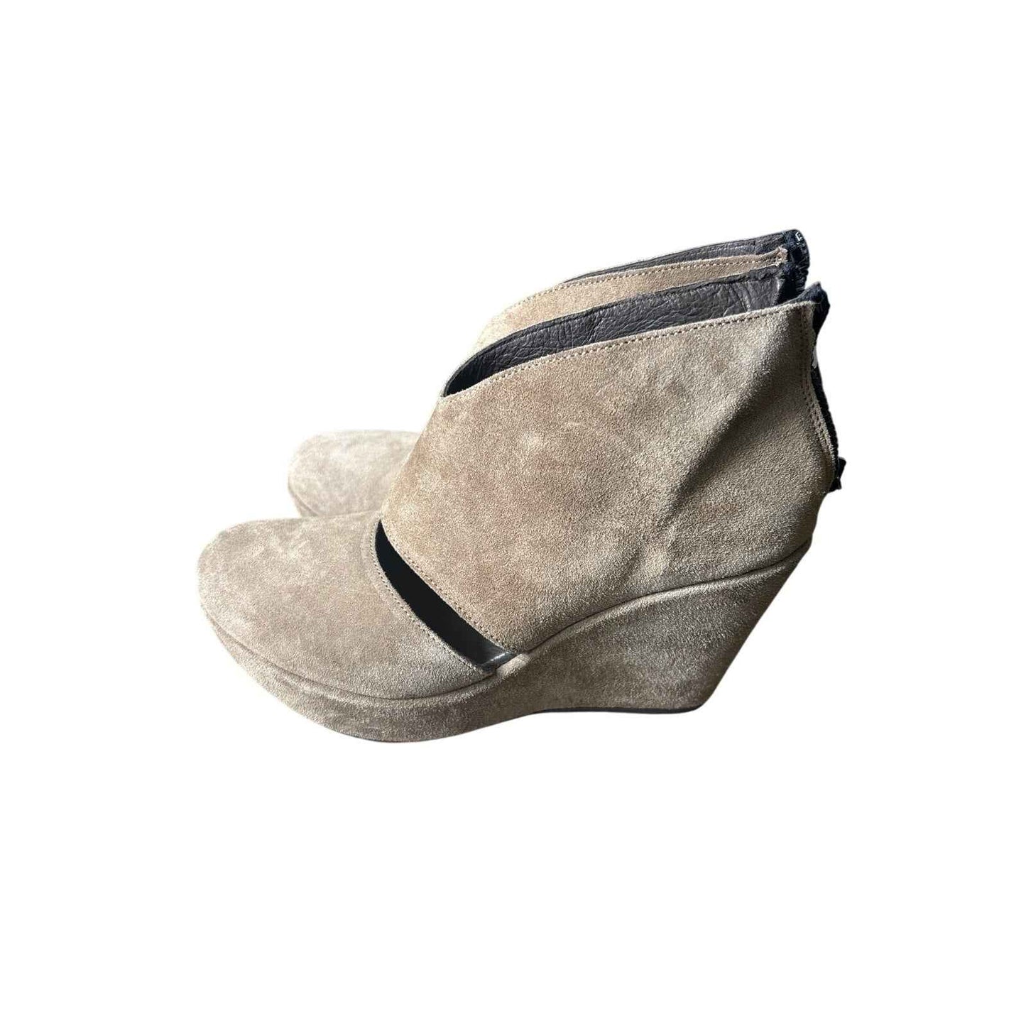 Cordani Brown Suede Rounded Toe Wedges sz 38 (7.5)