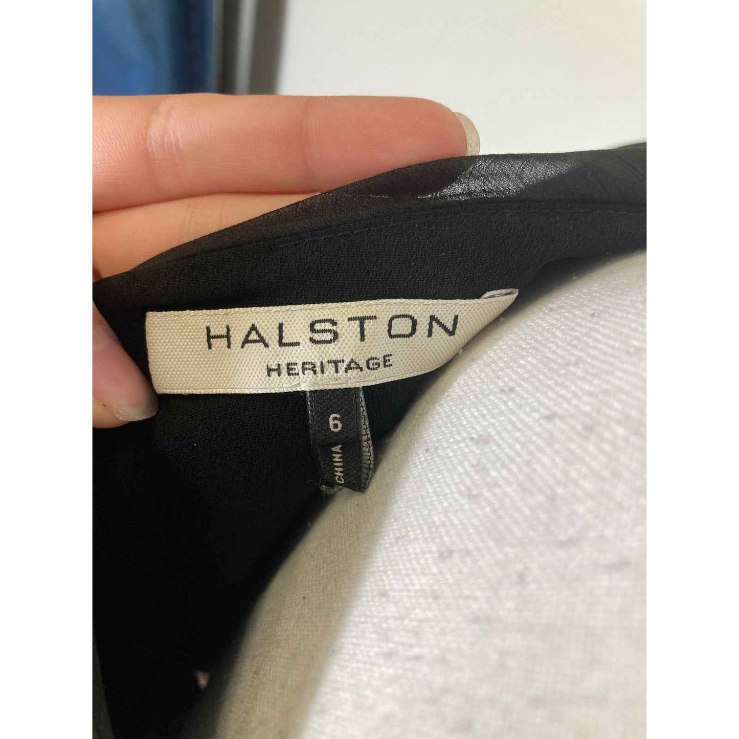 Halston Heritage Black Cocktail Belted Dress w Flowy Sleeves Sz 6