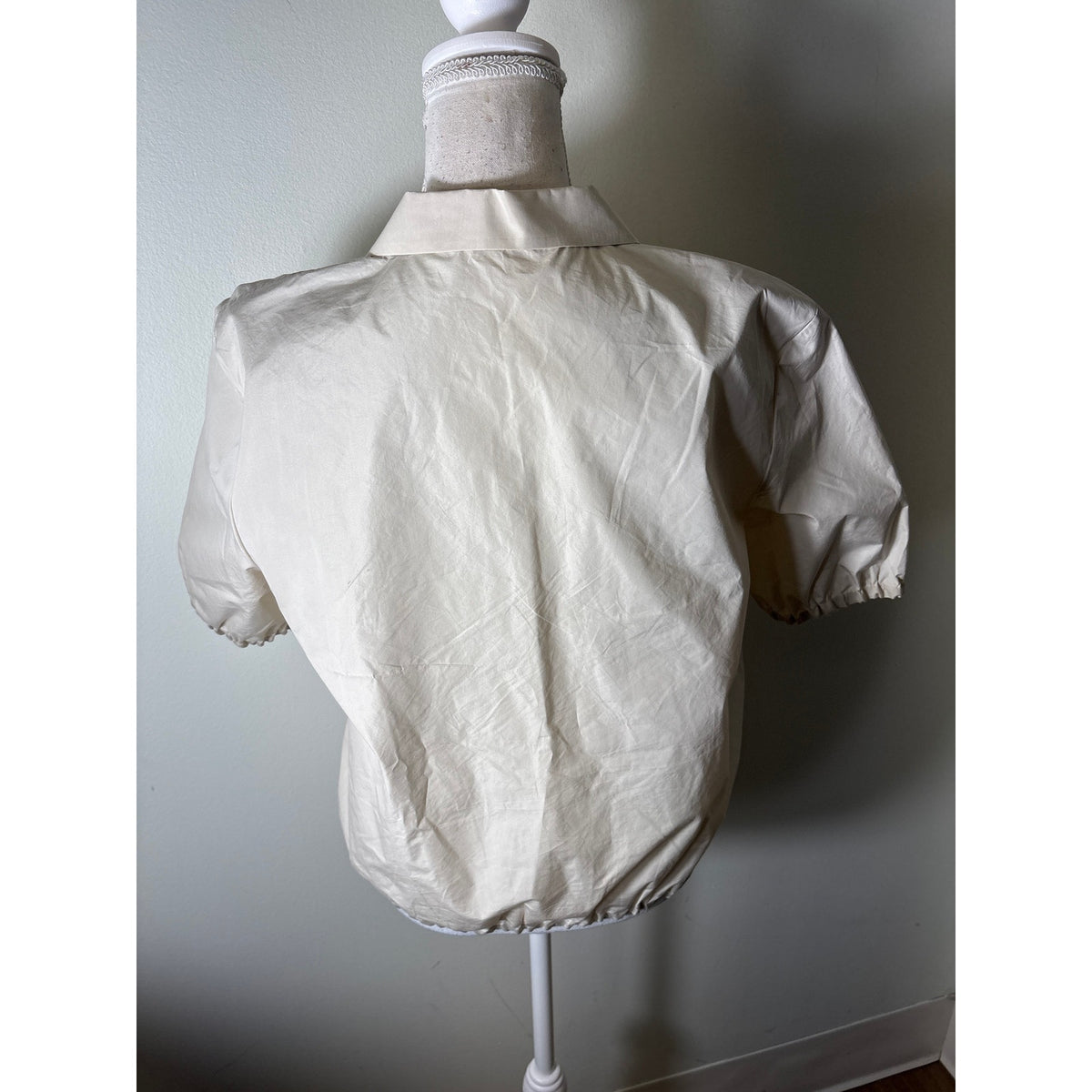 Tory Burch Light Stone/Khaki Zip Front Top Sz 8
