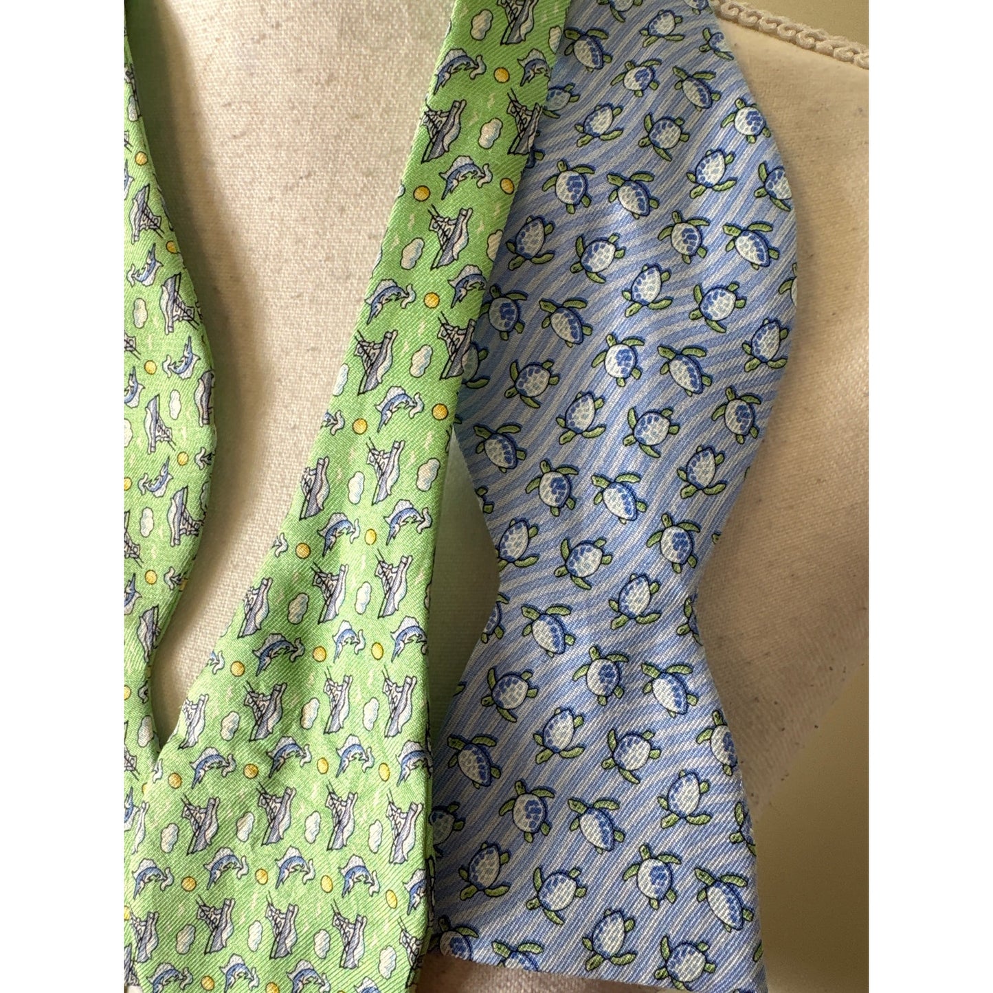 Vineyard Vines Men's Bundle of 2 Bow Ties OS
