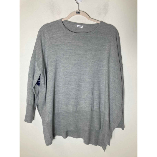 Mersea Gray Long Sleeve Crew Neck Sweater with Elbow Hearts Sz OS