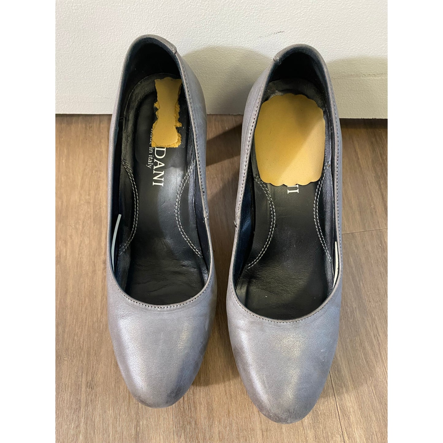 Cordani Gray Leather Platform Heel Sz 38.5