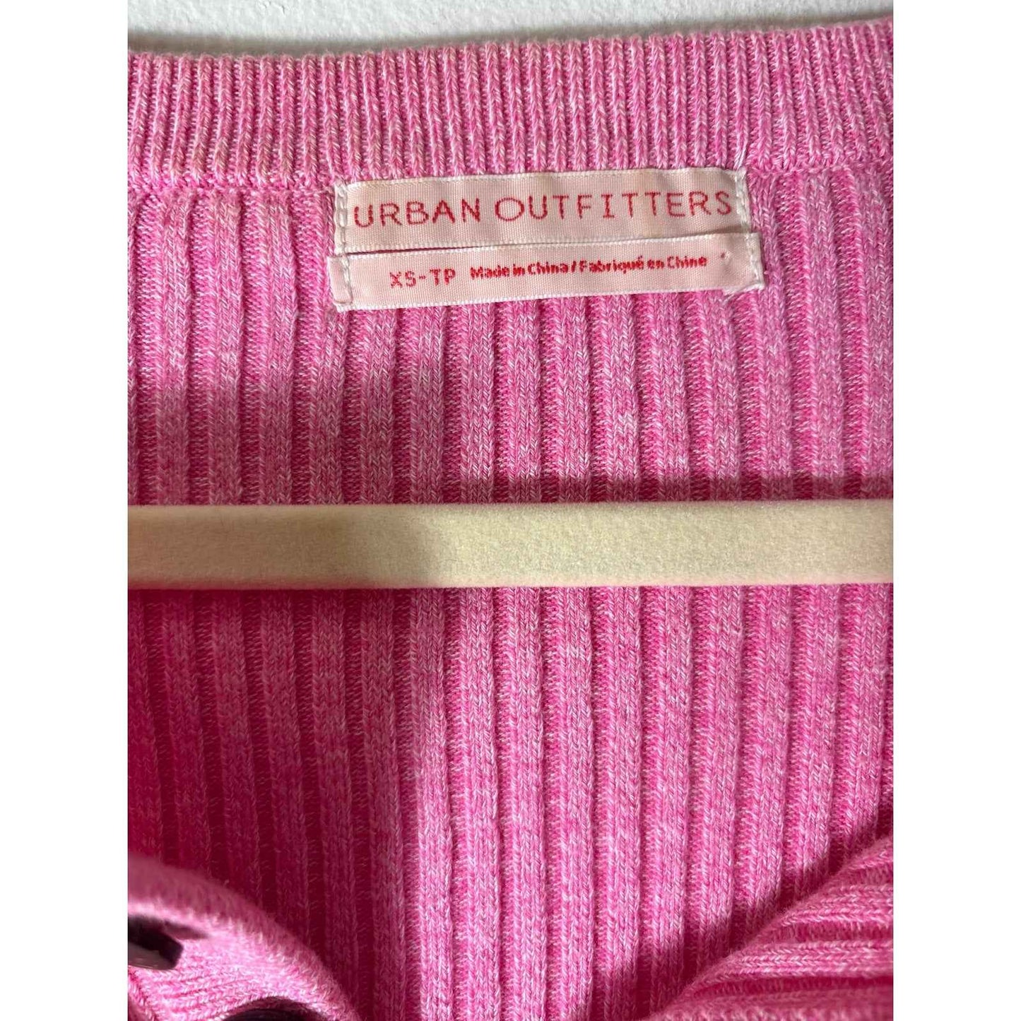 Urban Outfitters Pink Long Sleeve Knit Ribbed Sweater Sz XS