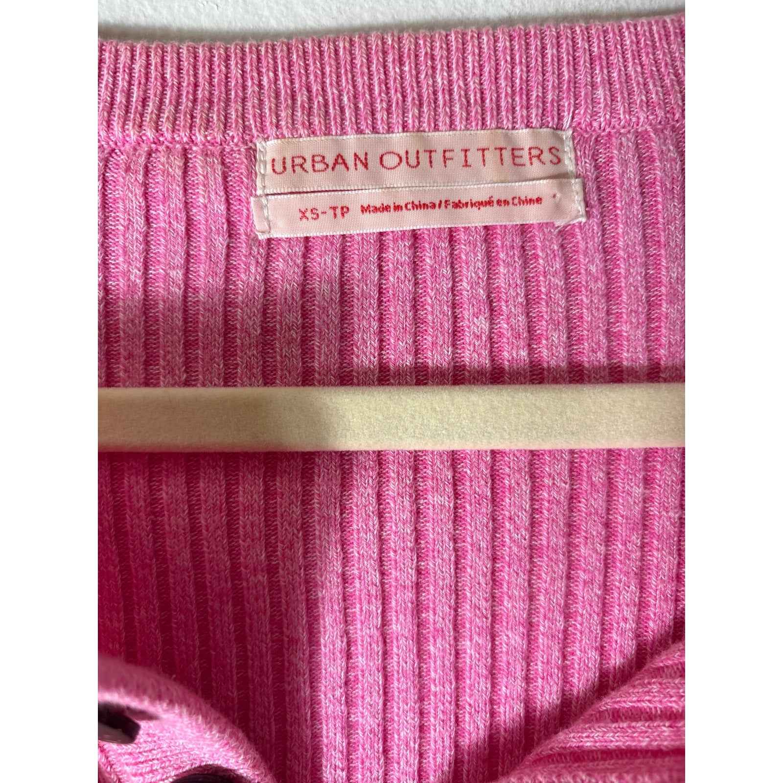 Urban Outfitters Pink Long Sleeve Knit Ribbed Sweater Sz XS