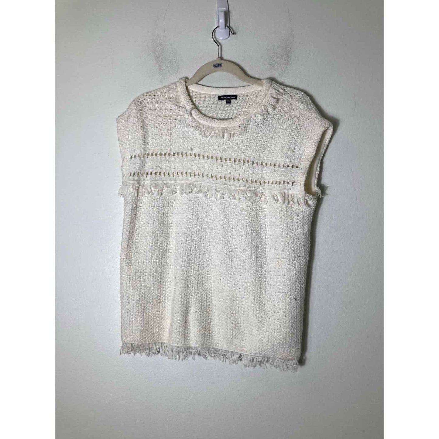 Who What Wear Cream Fringe Sleeveless Sweater Top Sz M