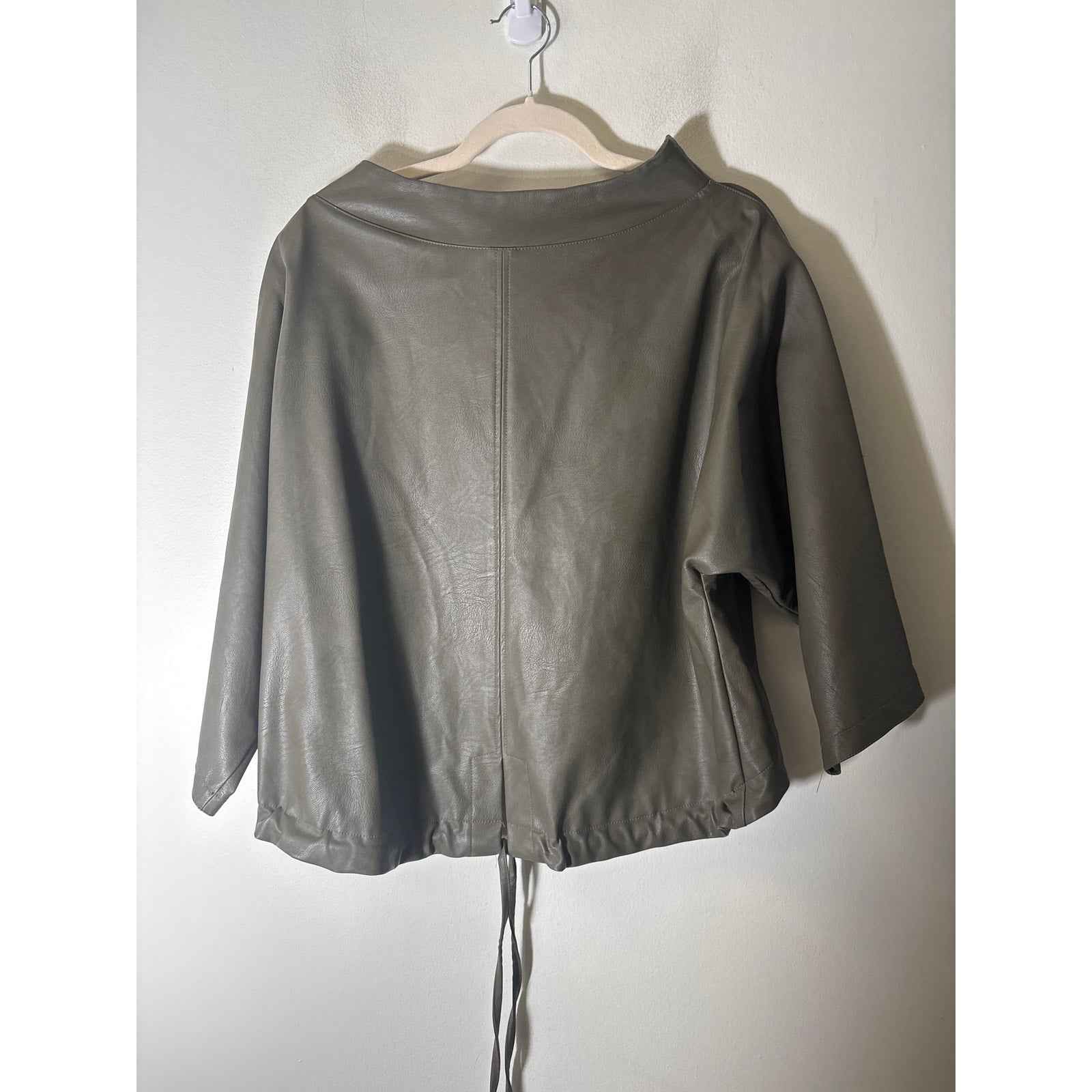 #hashtagmart Muted Dark Green Faux Leather 3/4 Sleeve Top Sz  M