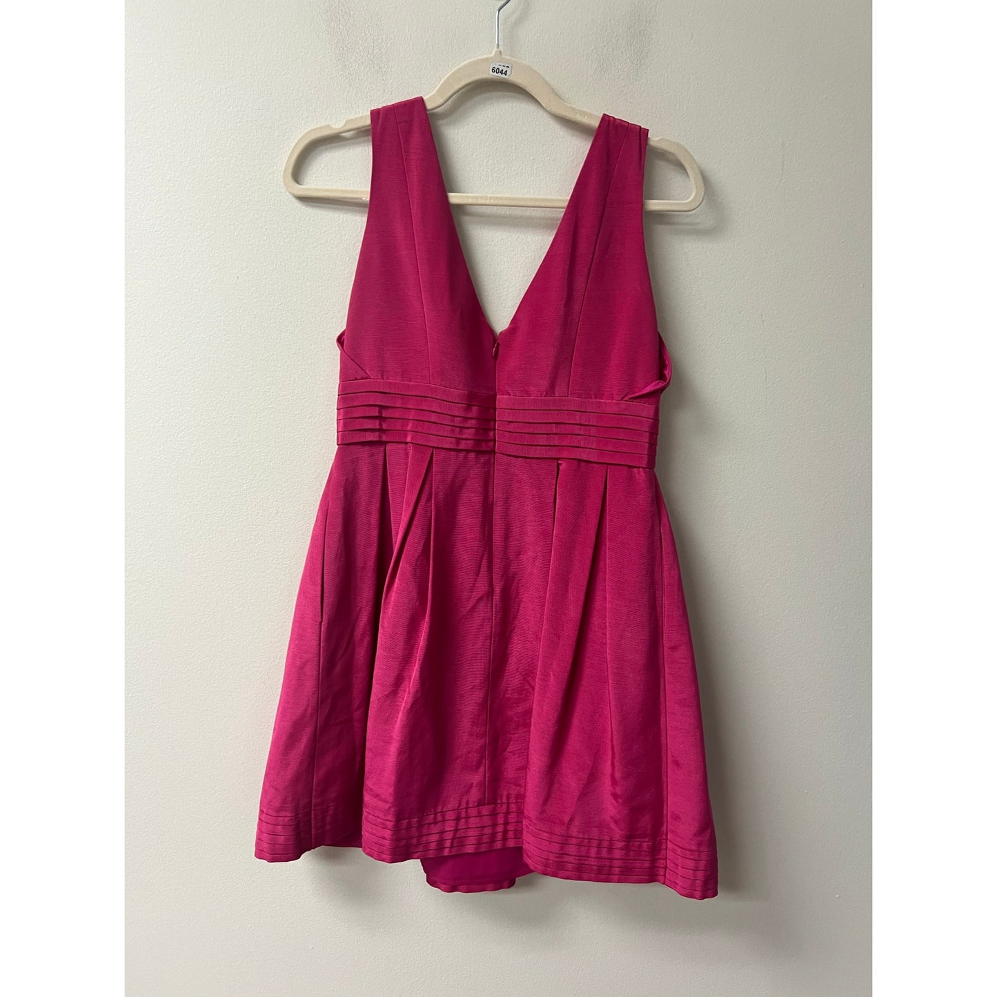 Shoshanna Pink V-Neck Mini Dress Sz 6